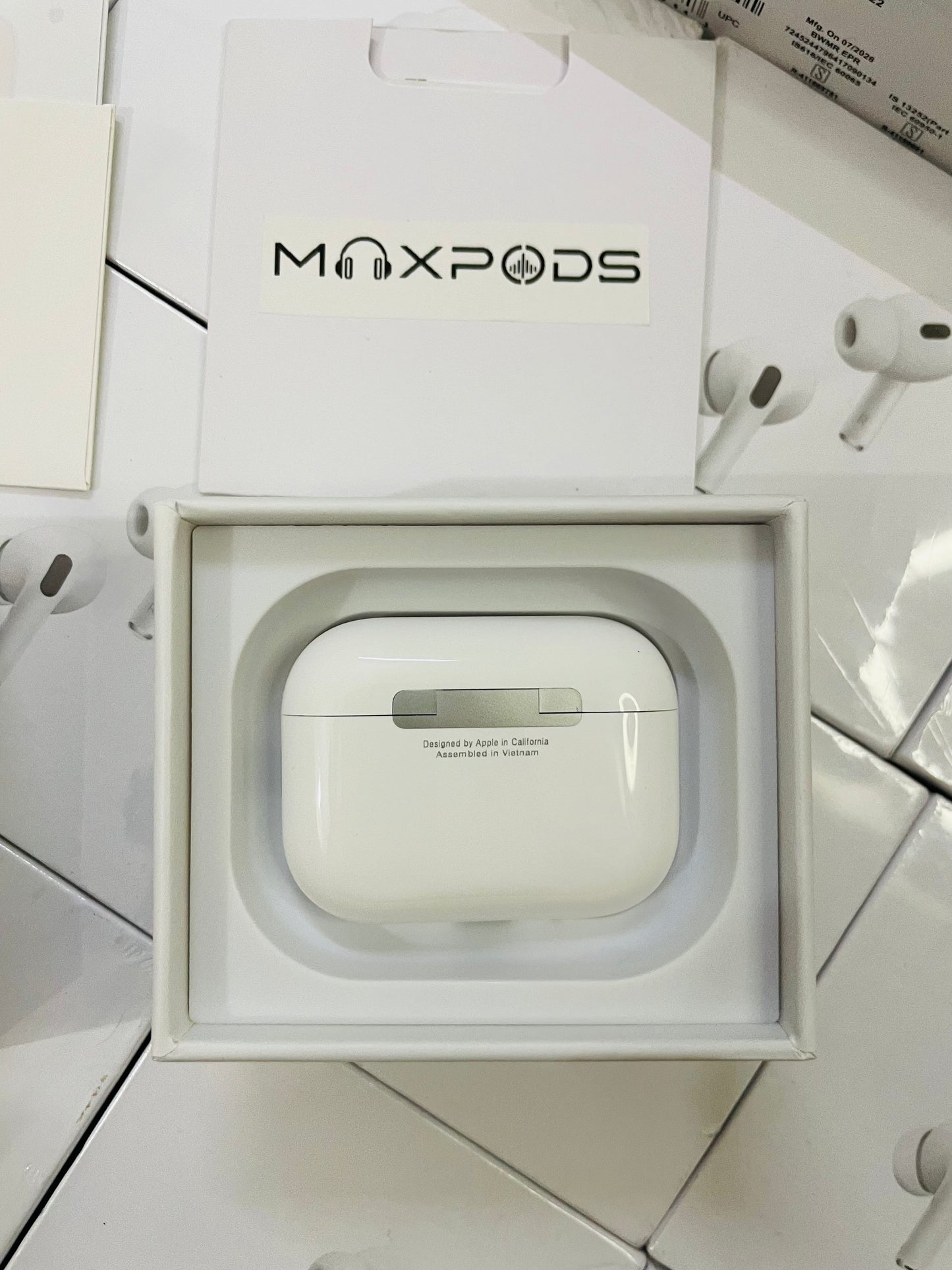 Maxpods Pro 3 ANC Working With Noise Cancellation Wireless charging