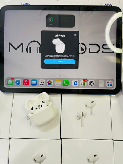 Maxpods 4 with wireless charging (1 year warranty)