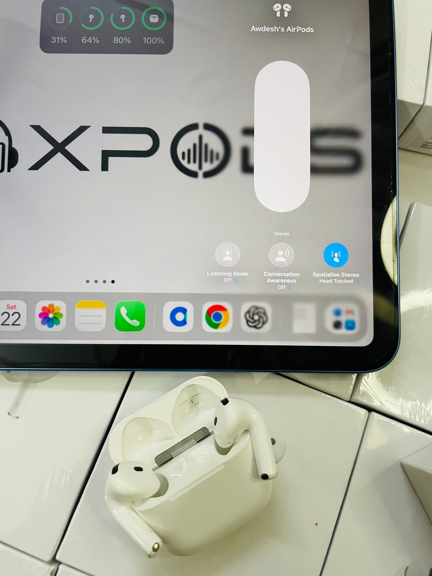 Maxpods 4 with wireless charging (1 year warranty)